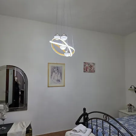 Casa Grilla 아세미니